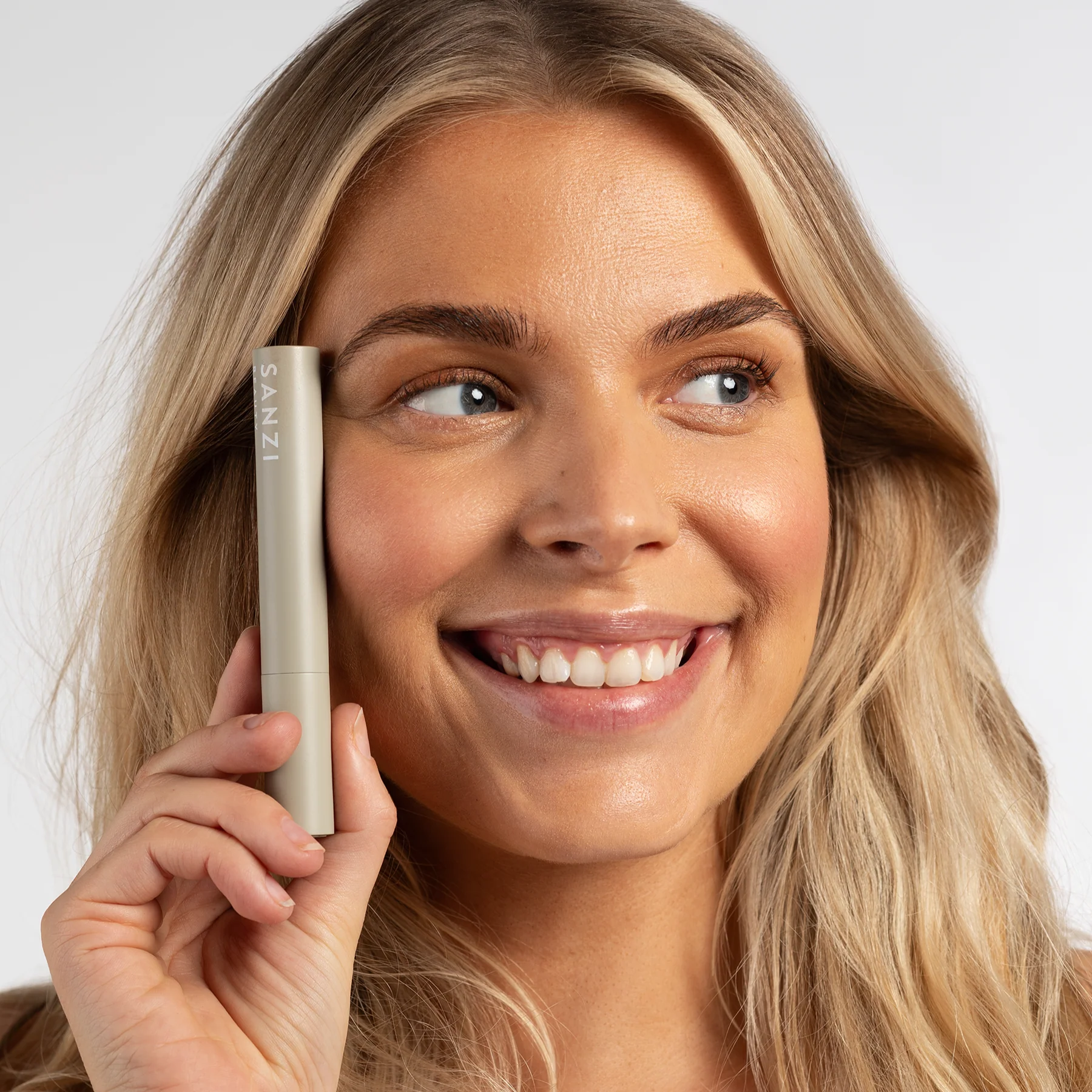 Eyelash Renewing Serum